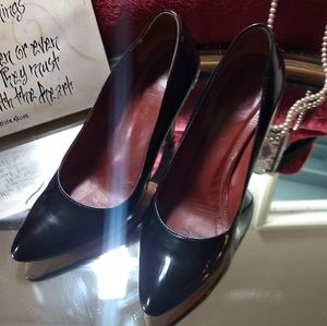 Coach black leather pumps size 6